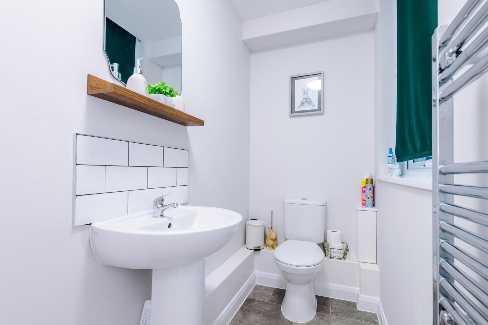 New! Stunning City-centre By 53 Degrees Property, Ideal For Couples, Amazing Location! Holiday home *