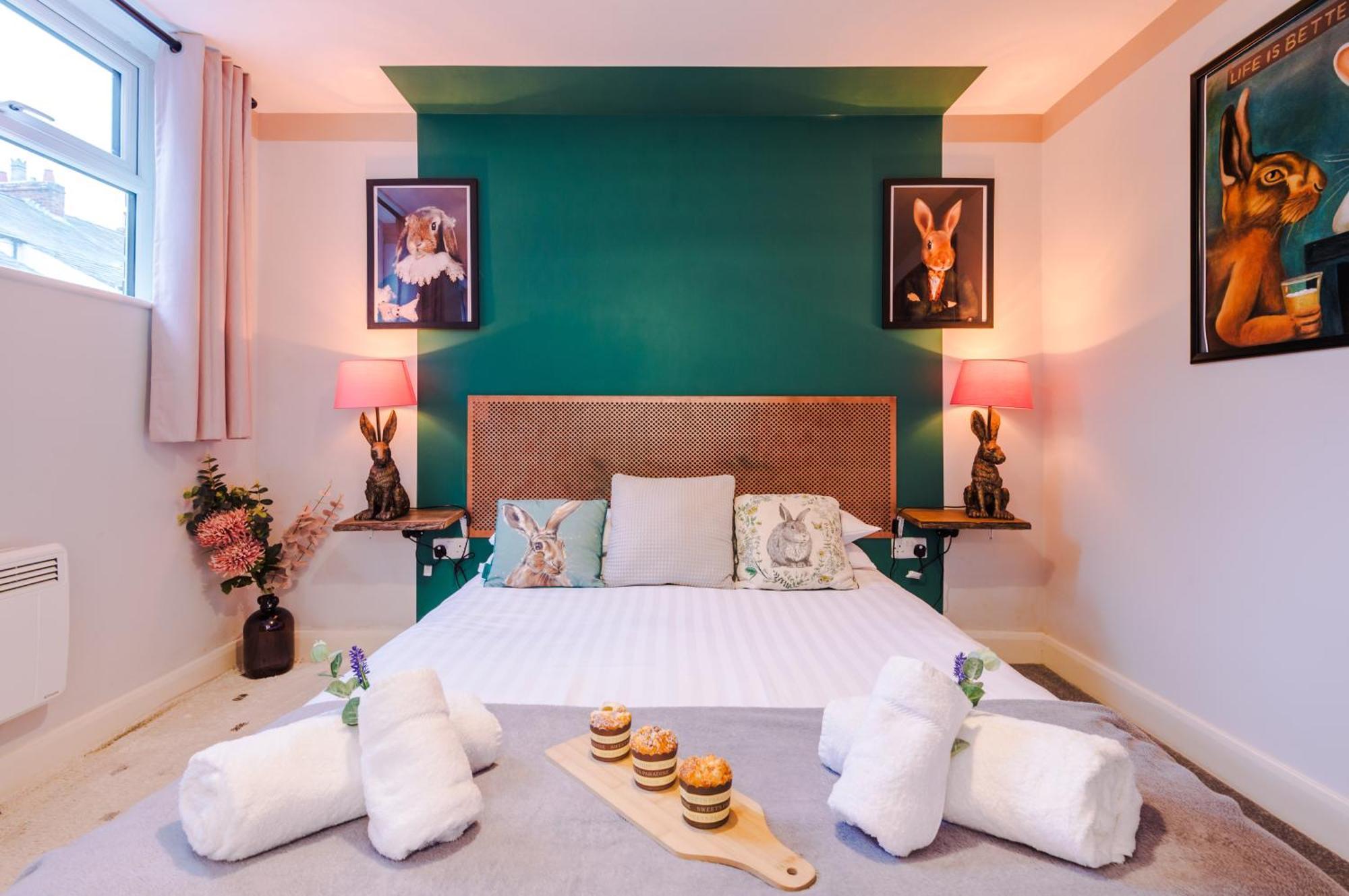 Holiday home New! Stunning City-centre By 53 Degrees Property, Ideal For Couples, Amazing Location! Chester